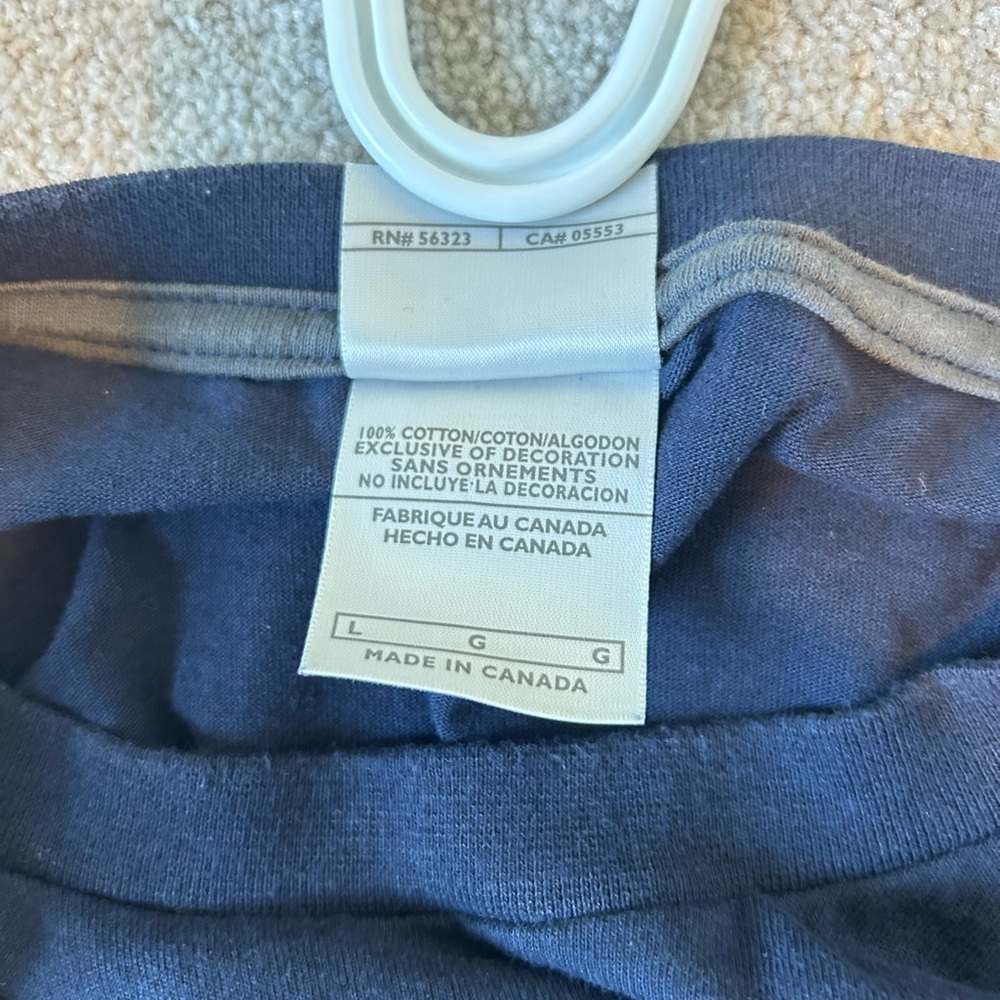 🇨🇦Vintage Nike Long Sleeve T-Shirt Size L Navy Blue Gradient Sleeve Stripe - Picture 4 of 4